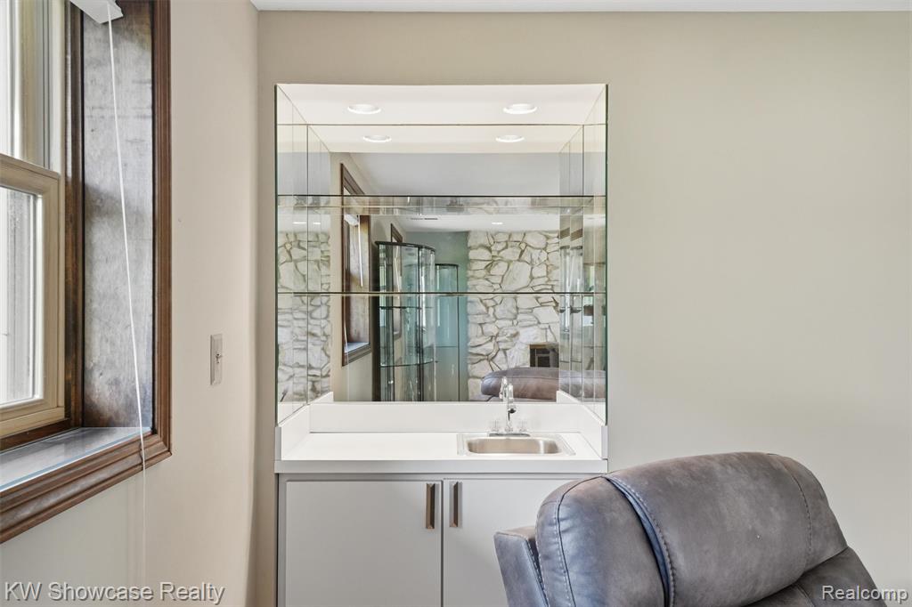 3260 Ravinewood Drive Commerce Township, MI 48382 - Photo 41 of 75 Gallery Image 41