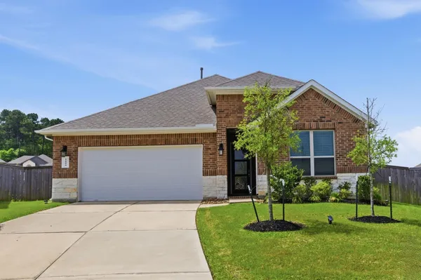 $2,695 | 1606 Happy Valley Street, Montgomery, TX 77316