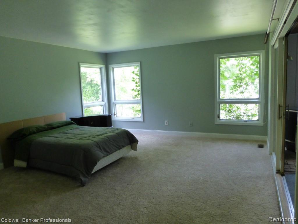 11350 Clark Road Davisburg, MI 48350 - Photo 21 of 46 master bedroom.jpg