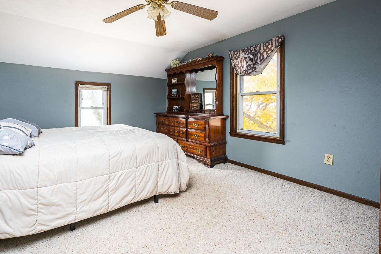 5211 Snyder Road Monroeville, IN 46773 - Photo 22 of 36