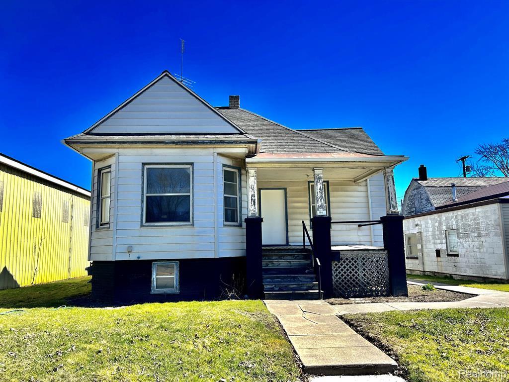 708 North Beck Street Sebewaing, MI 48759 - Photo 1 of 15