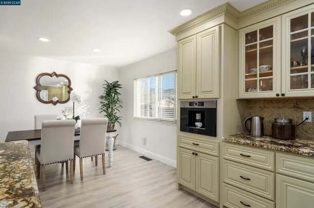 $1,075,000 | 4398 North Canoe Birch Court, Concord, CA 94521