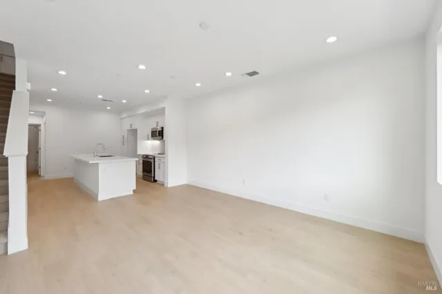 $743,782 | 5158 Blossom Circle, Richmond, CA 94804