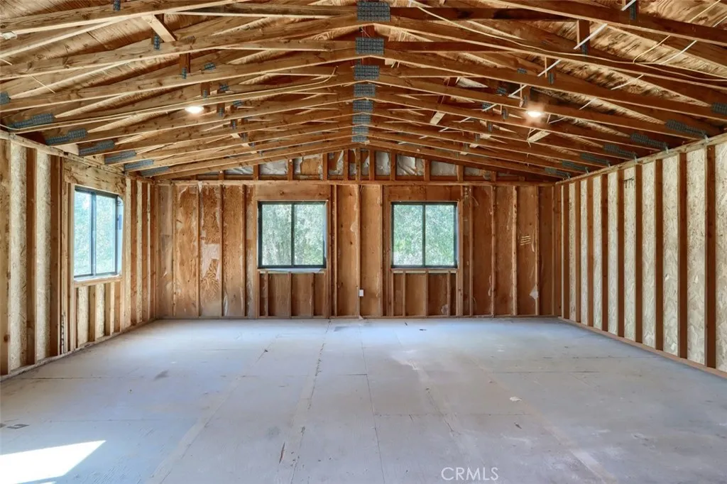 3181 Triangle Park Road Mariposa, CA 95338 - Photo 33 of 44 Upstairs unfinished area (pre-plumbed, pre-wired)