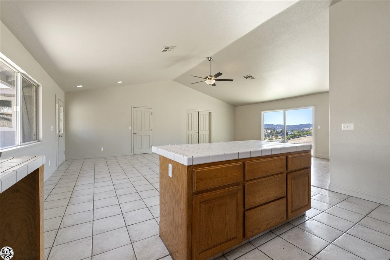 2856 Quail Hill Road Copperopolis, CA 95228 - Photo 12 of 35