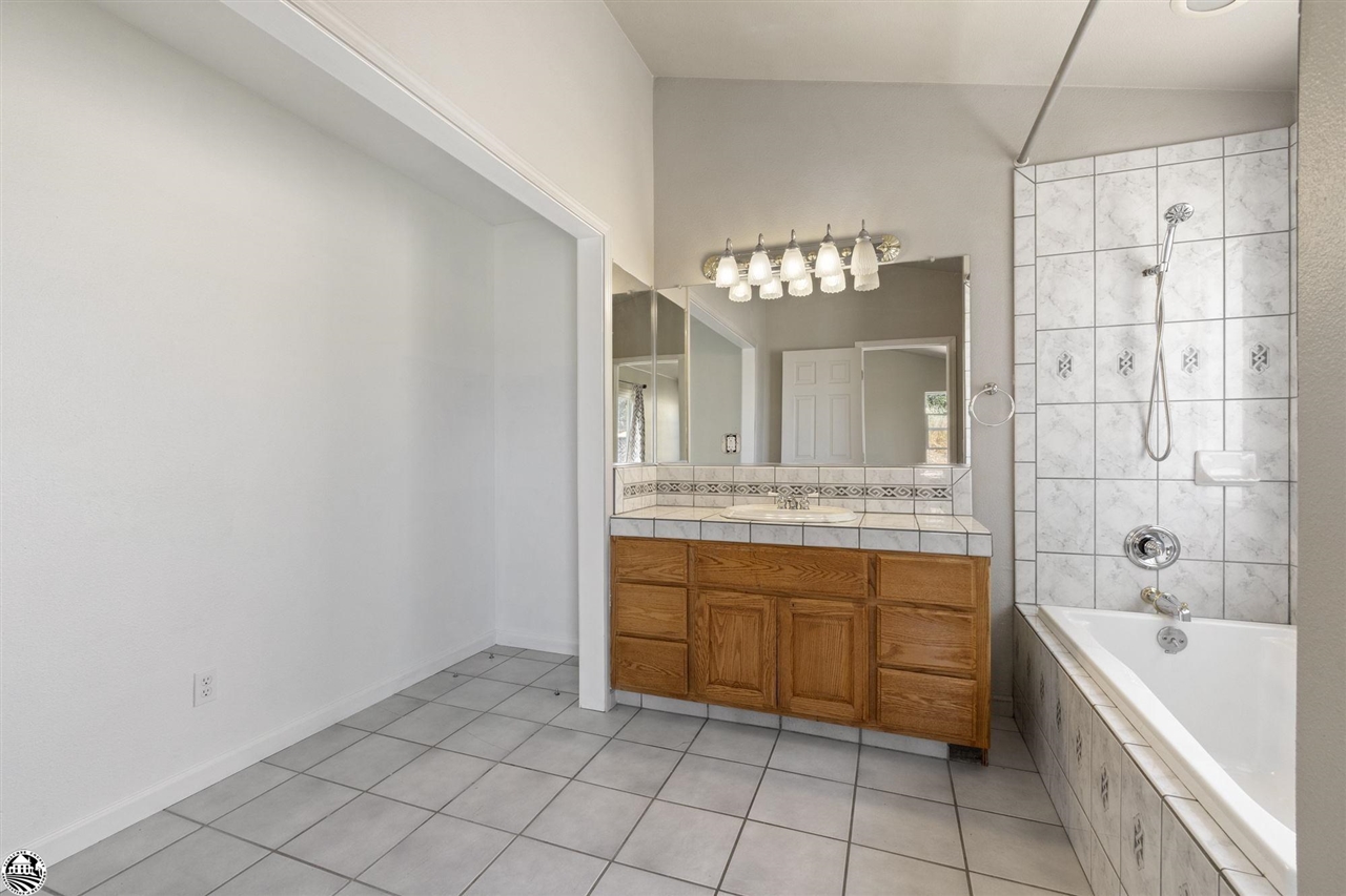 2856 Quail Hill Road Copperopolis, CA 95228 - Photo 19 of 35