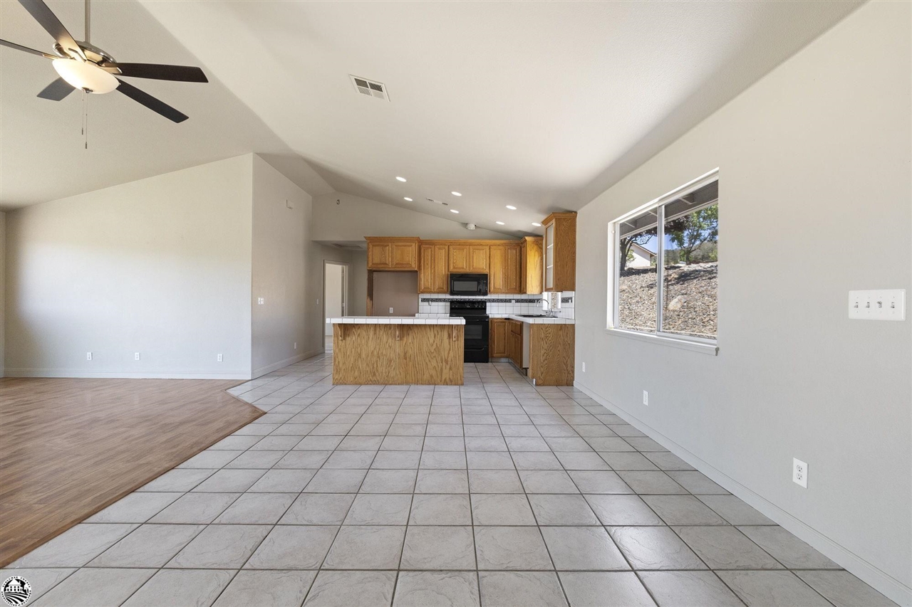 2856 Quail Hill Road Copperopolis, CA 95228 - Photo 9 of 35