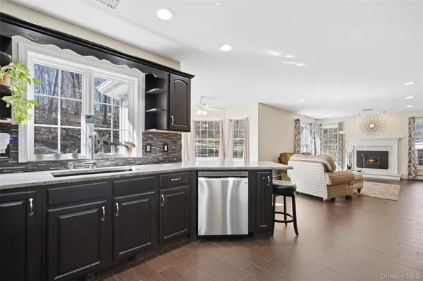 a kitchen with granite countertop lots of counter top space
