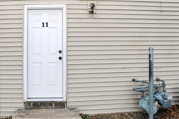 $225,000 | 11 2nd Street, Coeymans, NY 12045