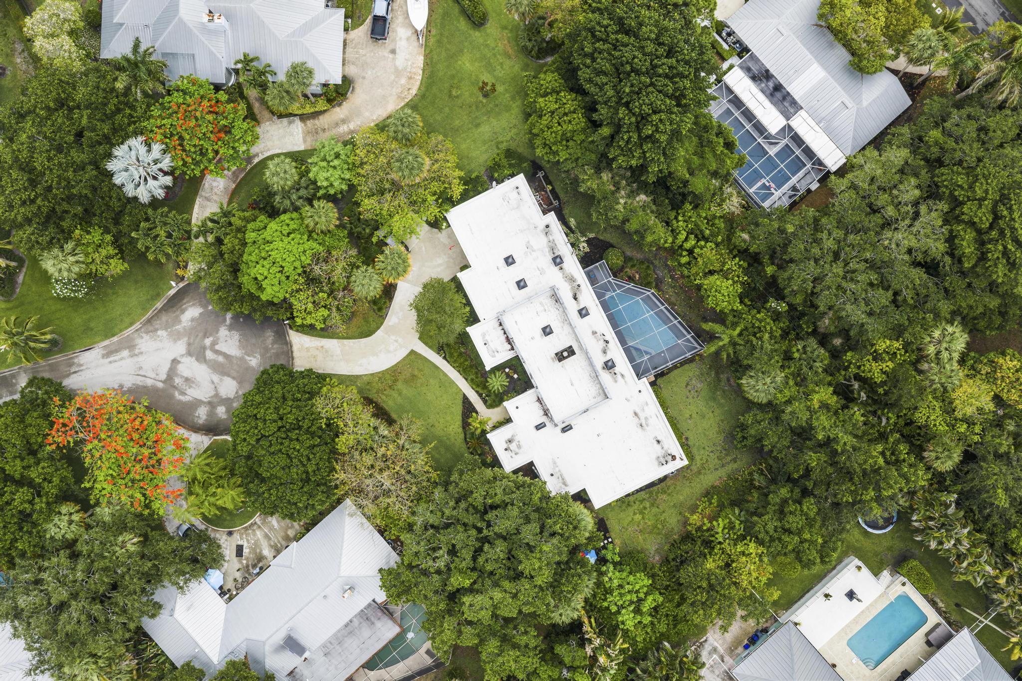 7 Worth Court Sewall's Point, FL 34996 - Photo 51 of 51 DJI_20260518110842_0446_D