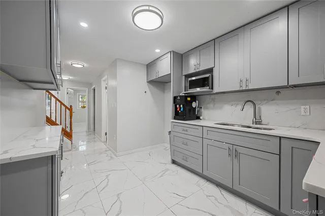 $1,138,000 | 152-10 Peck Avenue | Queensboro Hill