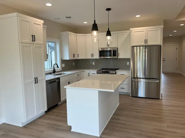 $559,800 | 167 Stonelake Drive Southeast, Rochester, MN 55904