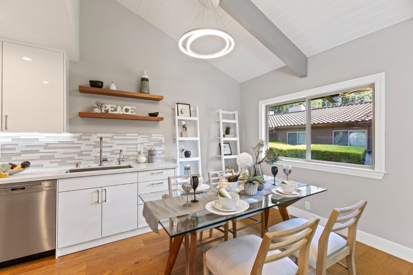 128 Brahms Way Sunnyvale, CA 94087 - Photo 7 of 40