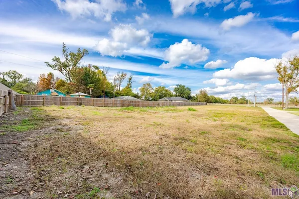 $987,500 | 3431 Brightside Drive, Baton Rouge, LA 70820