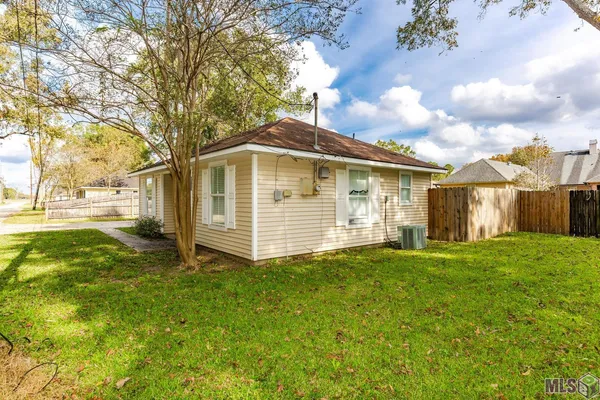 $987,500 | 3431 Brightside Drive, Baton Rouge, LA 70820