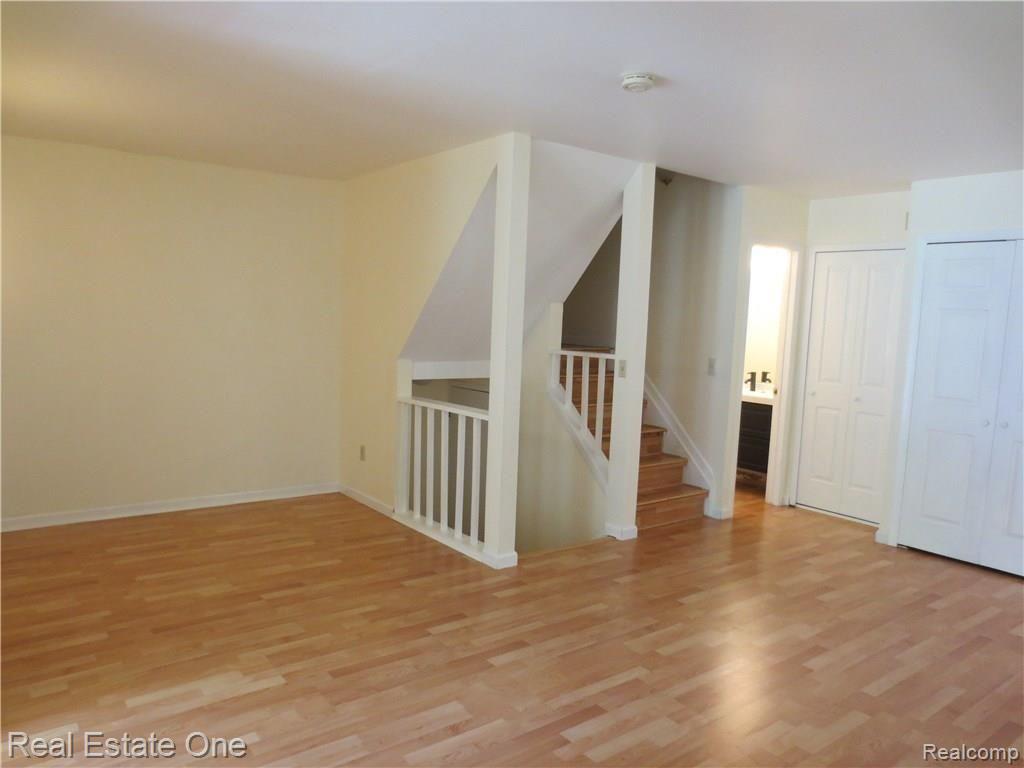 1436 Crescent Lane, Unit 320 Rochester, MI 48306 - Photo 12 of 34