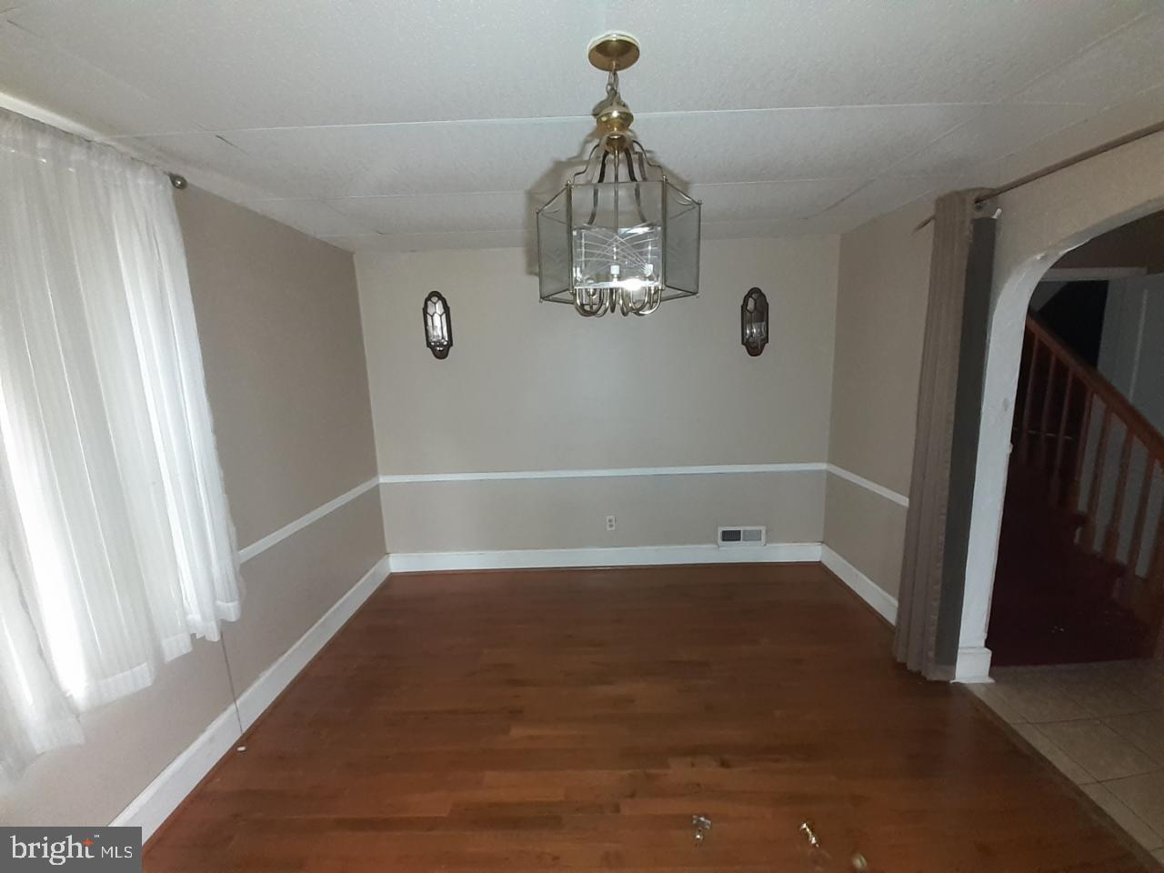 4807 Belle Avenue Baltimore, MD 21207 - Photo 3 of 11