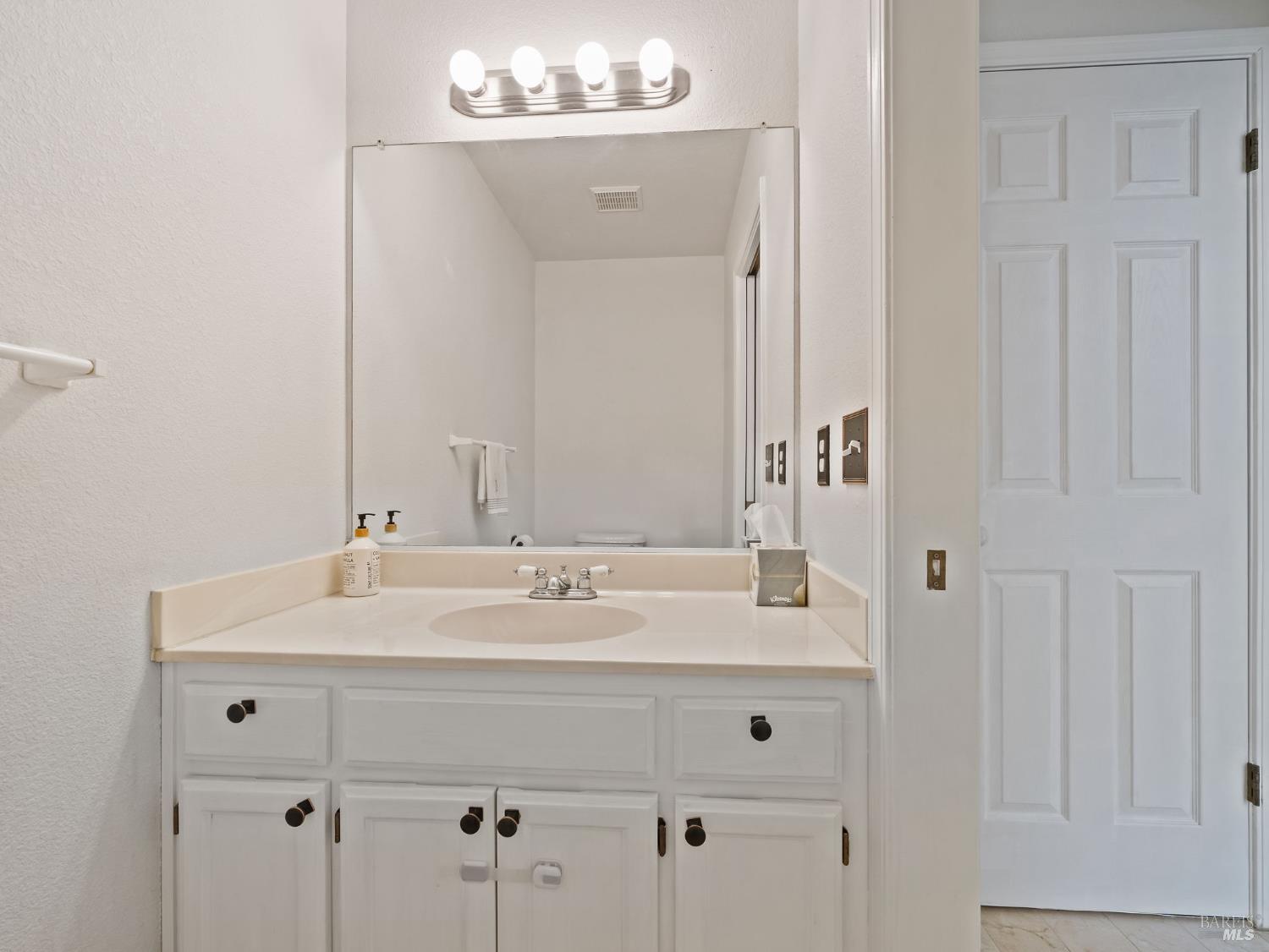 1520 Cabernet Circle Santa Rosa, CA 95403 - Photo 16 of 40