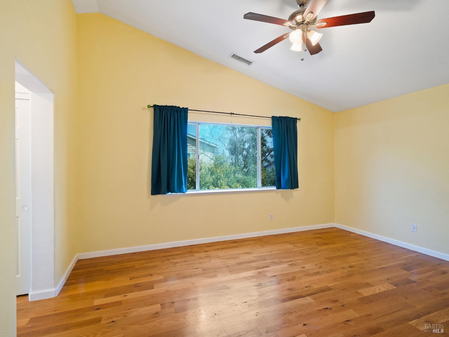 1520 Cabernet Circle Santa Rosa, CA 95403 - Photo 19 of 40