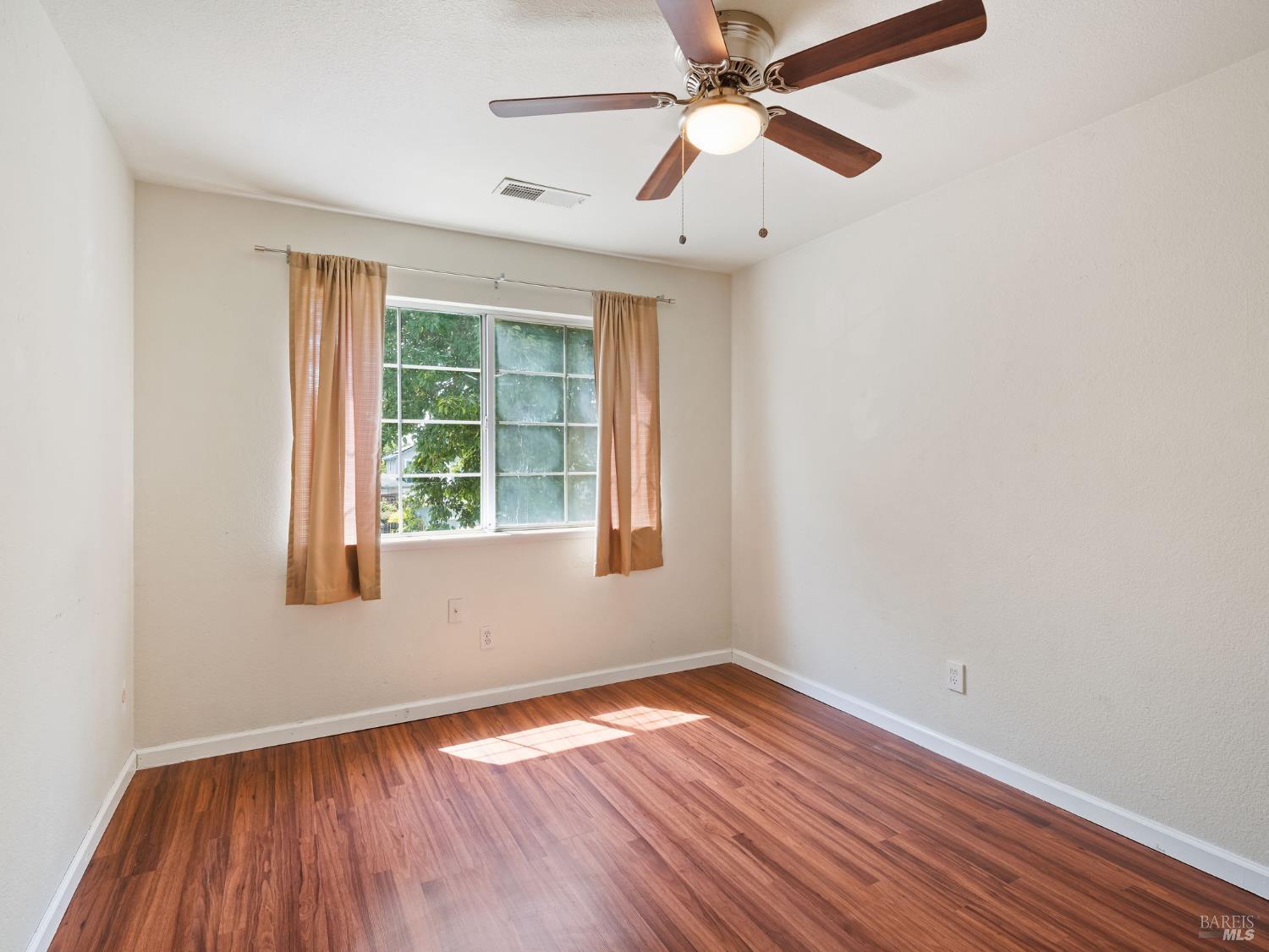 1520 Cabernet Circle Santa Rosa, CA 95403 - Photo 23 of 40