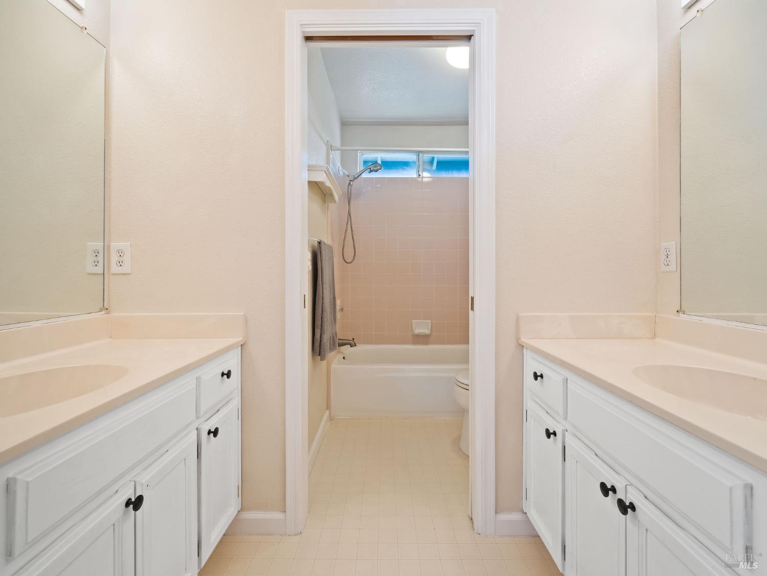 1520 Cabernet Circle Santa Rosa, CA 95403 - Photo 27 of 40