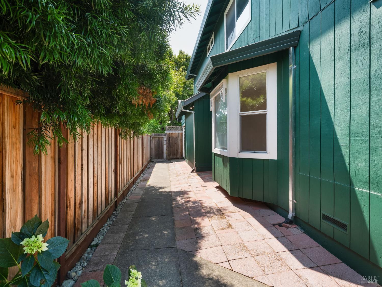 1520 Cabernet Circle Santa Rosa, CA 95403 - Photo 35 of 40