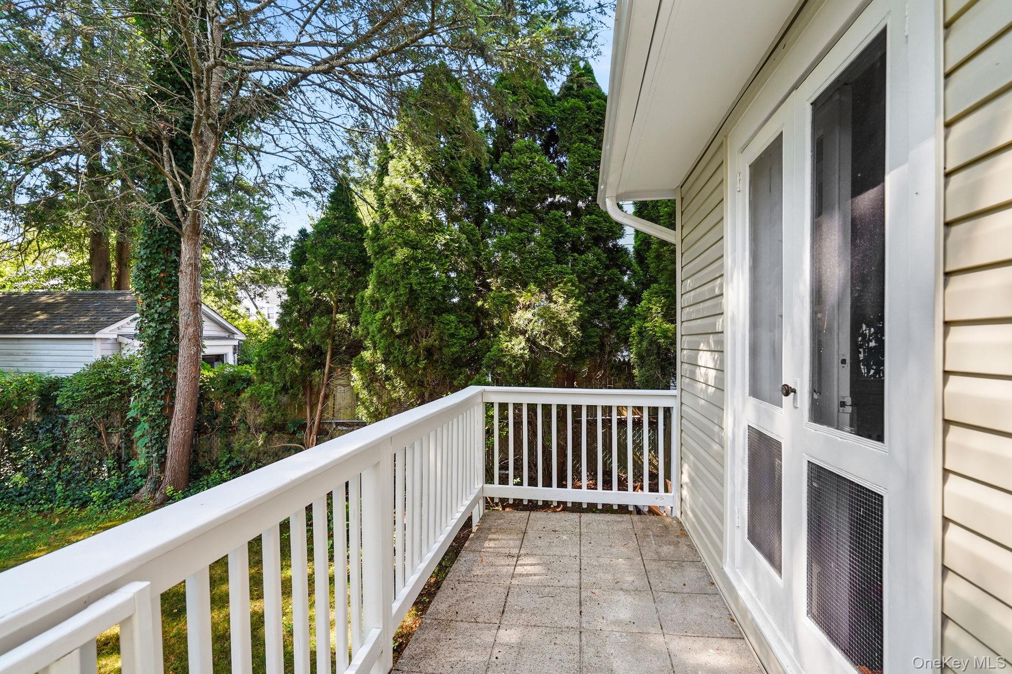 40 Hamilton Road Scarsdale, NY 10583 - Photo 22 of 25