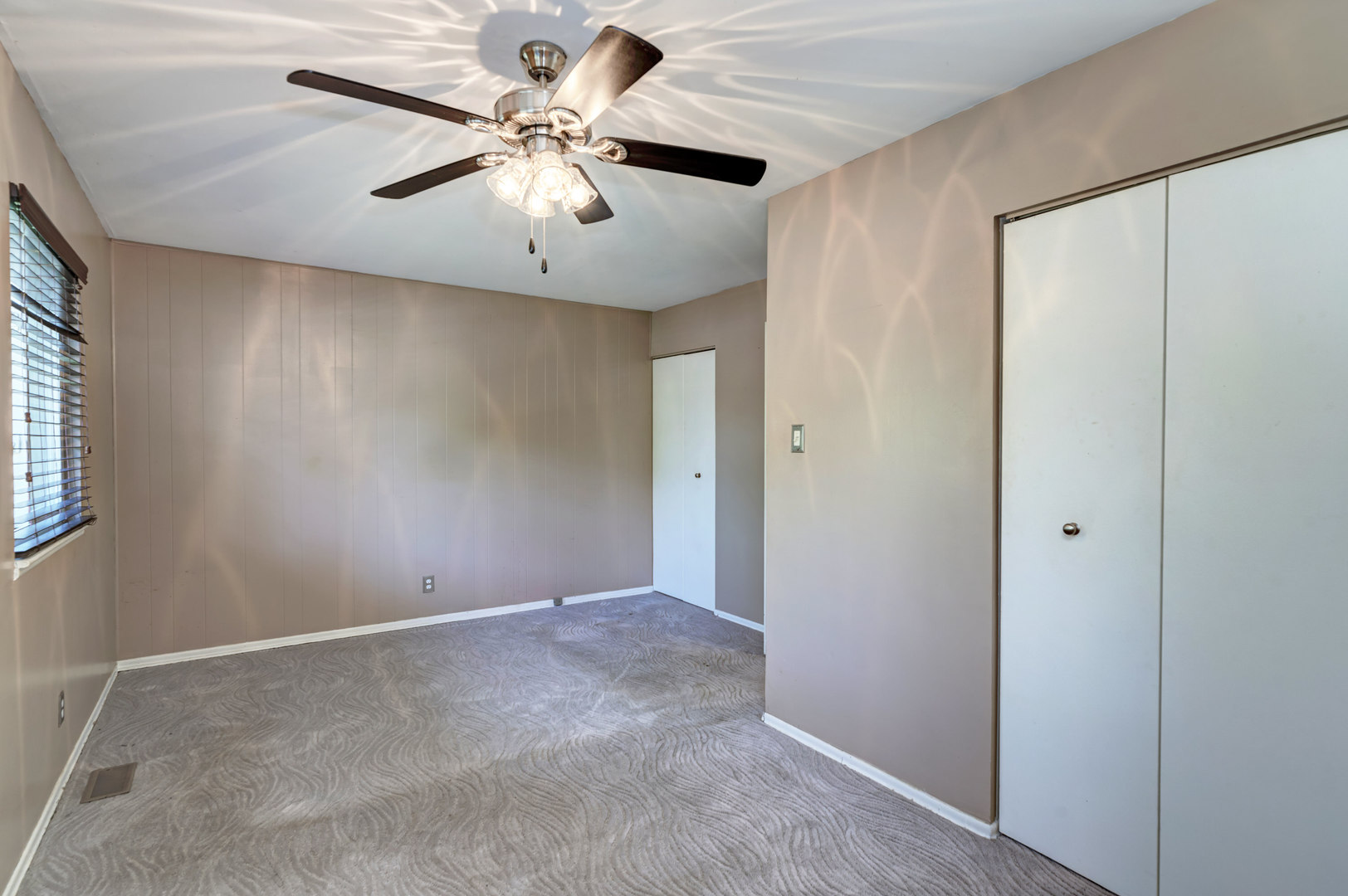 234 Bedford Road Bolingbrook, IL 60440 - Photo 15 of 29