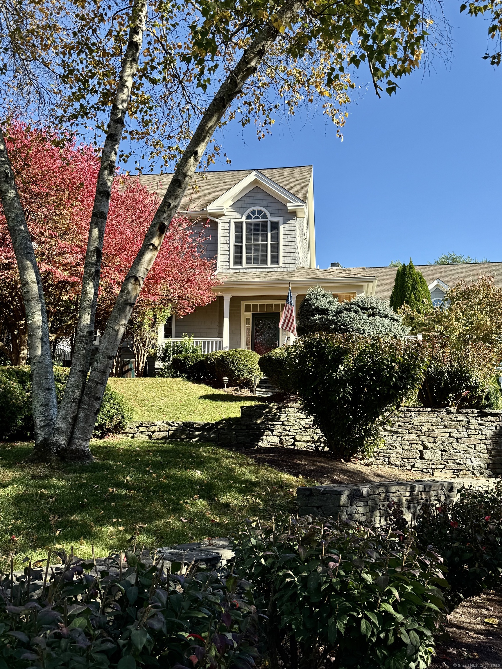 FRONT EXTERIOR OF CONDO