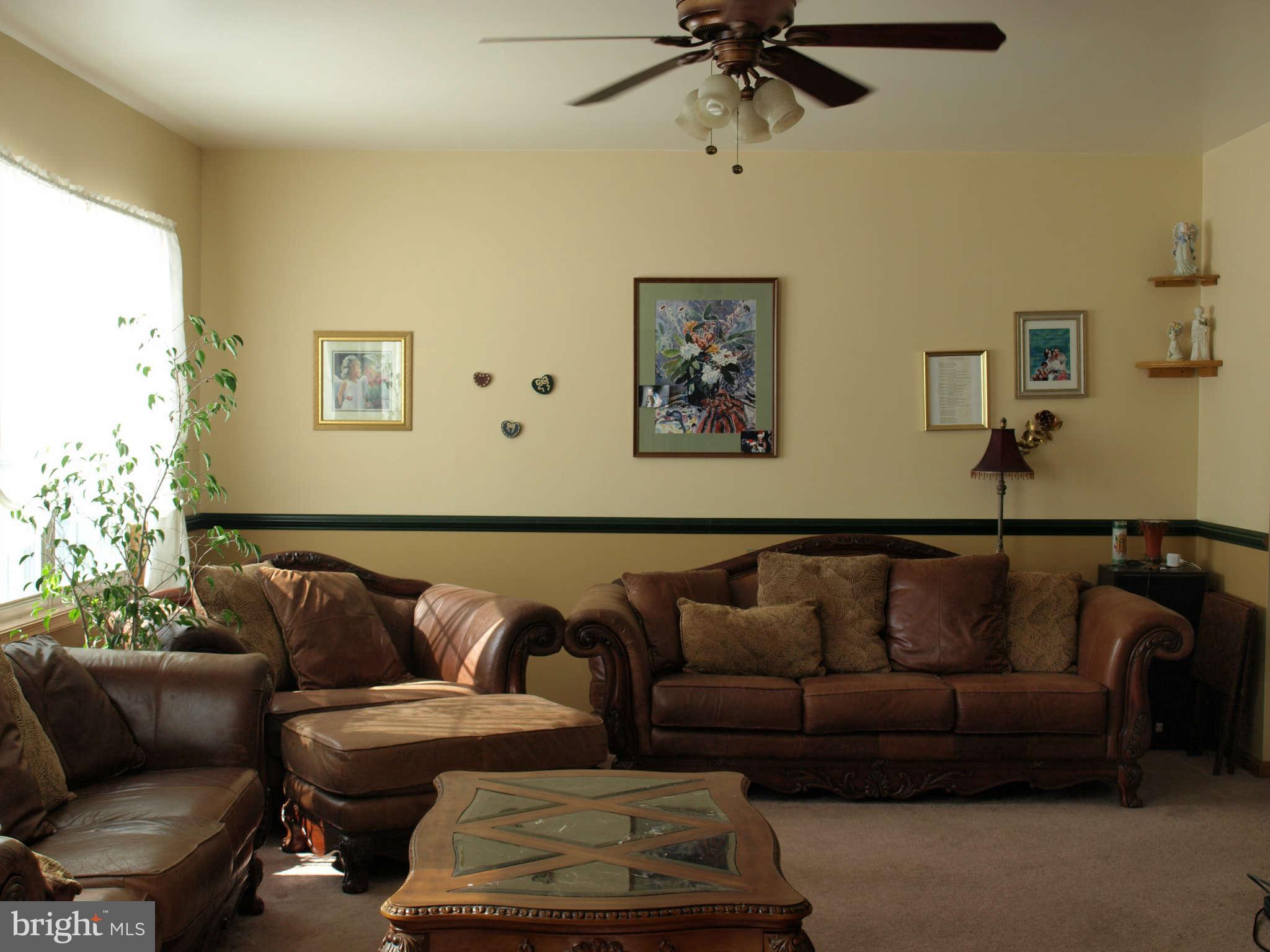 376 Polling House Road Harwood, MD 20776 - Photo 9 of 22 Family Room