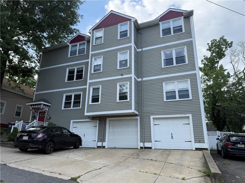 101 Grand View Street, Unit 3 Providence, RI 02906 - Photo 1 of 22