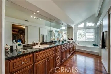 $7,000 | 11 Davis, Irvine, CA 92620