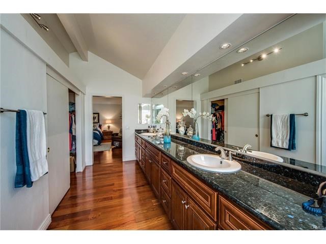 11 Davis Irvine, CA 92620 - Photo 27 of 38