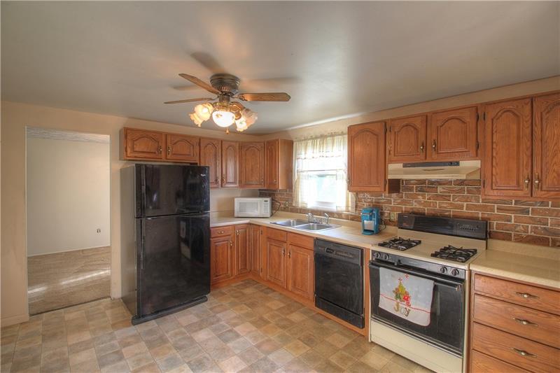 10 Quail Hill Road Pittsburgh, PA 15214 - Photo 5 of 15