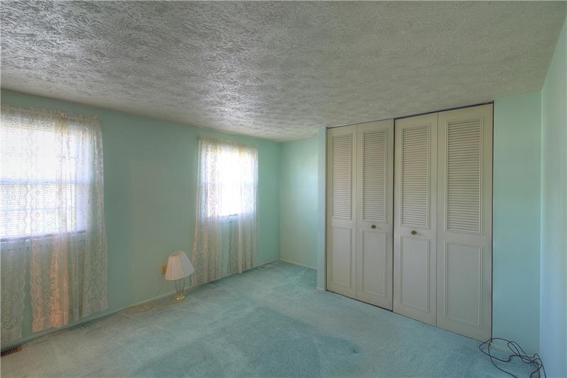 10 Quail Hill Road Pittsburgh, PA 15214 - Photo 9 of 15