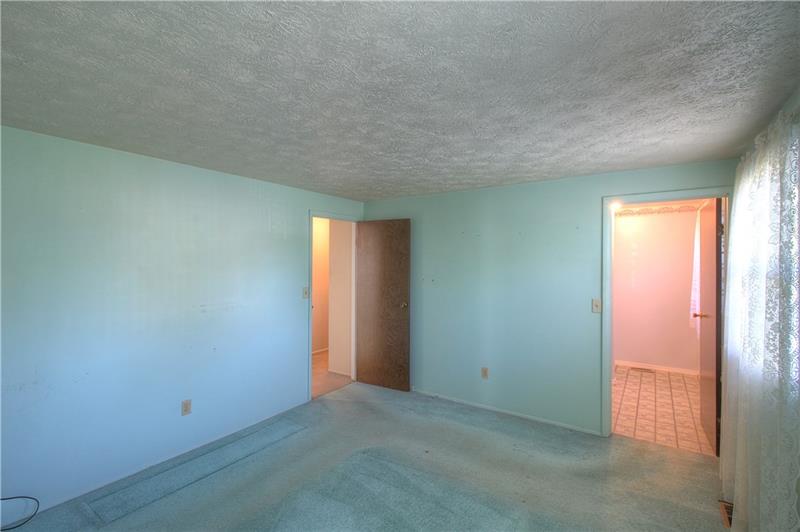 10 Quail Hill Road Pittsburgh, PA 15214 - Photo 10 of 15