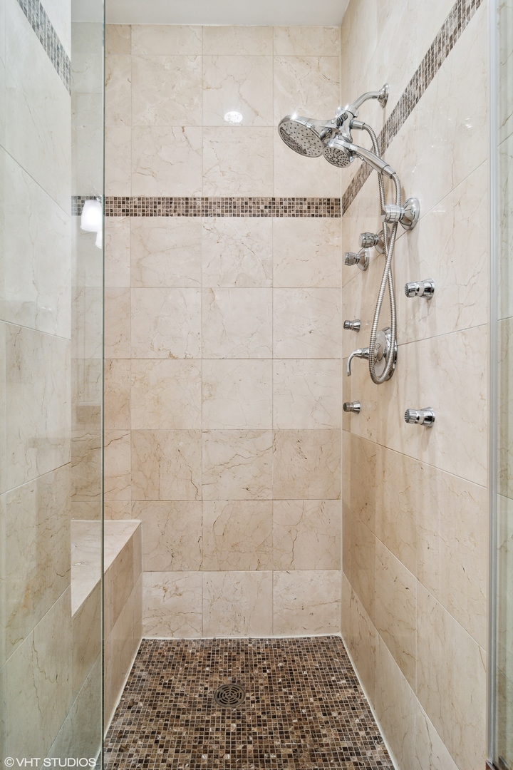 1018 South May Street, Unit B Chicago, IL 60607 - Photo 14 of 30 Gallery Image 14