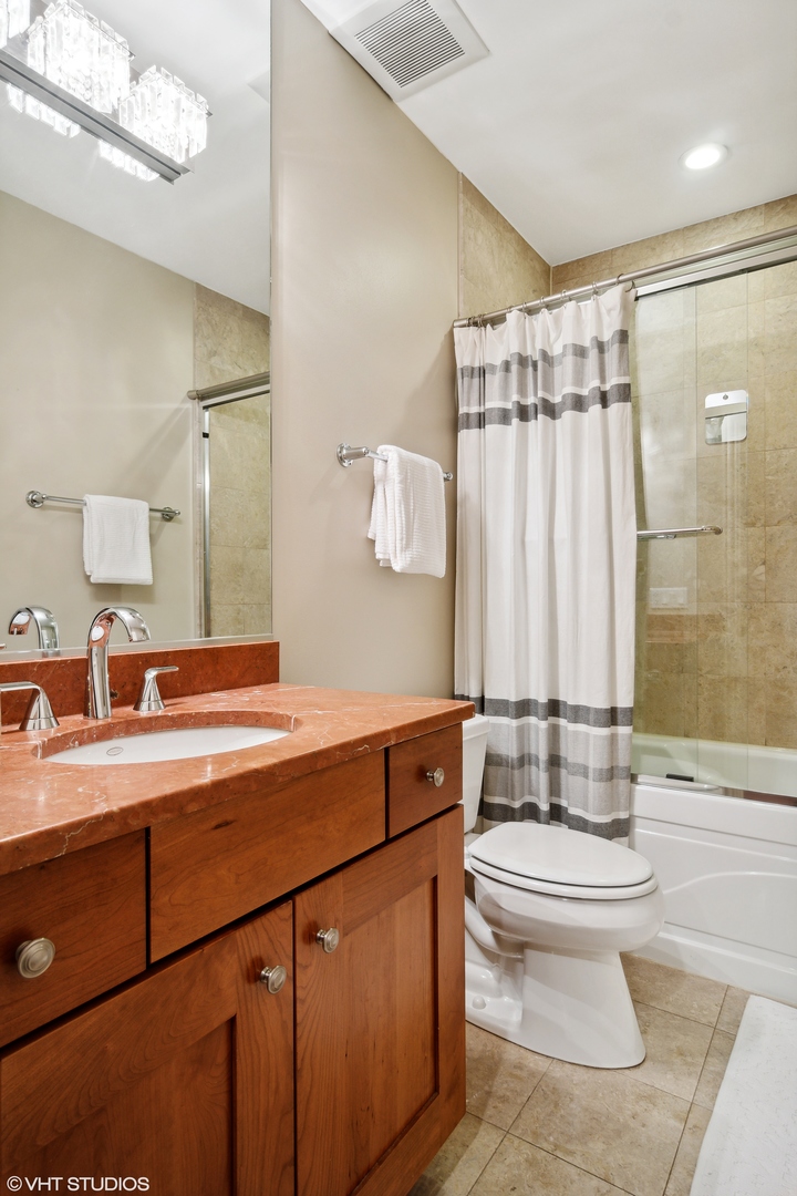 1018 South May Street, Unit B Chicago, IL 60607 - Photo 15 of 30 Gallery Image 15