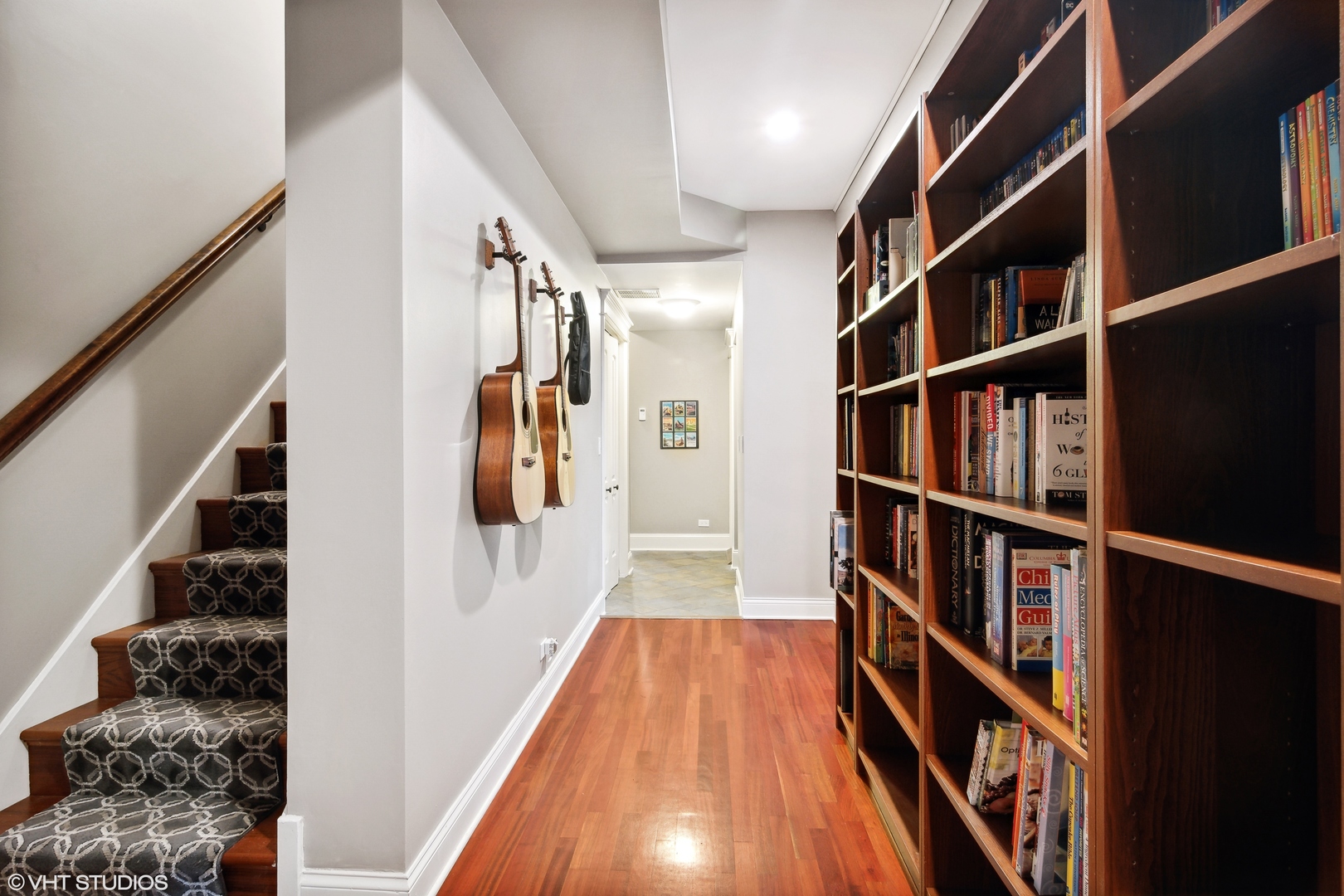 1018 South May Street, Unit B Chicago, IL 60607 - Photo 17 of 30 Gallery Image 17
