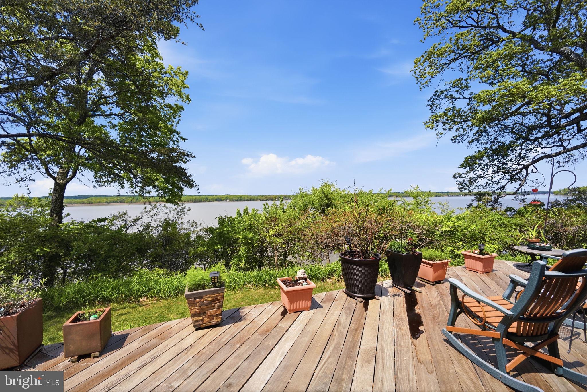 47 North Lockewood Road Elkton, MD 21921 - Photo 30 of 43 Back deck with views of the water