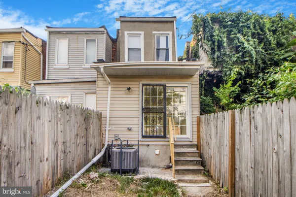 $1,750 | 2231 Orem Avenue, Baltimore, MD 21217