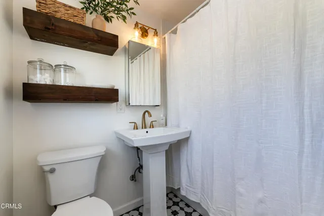 $4,950 | 2960 Royal Oaks Drive, Duarte, CA 91010