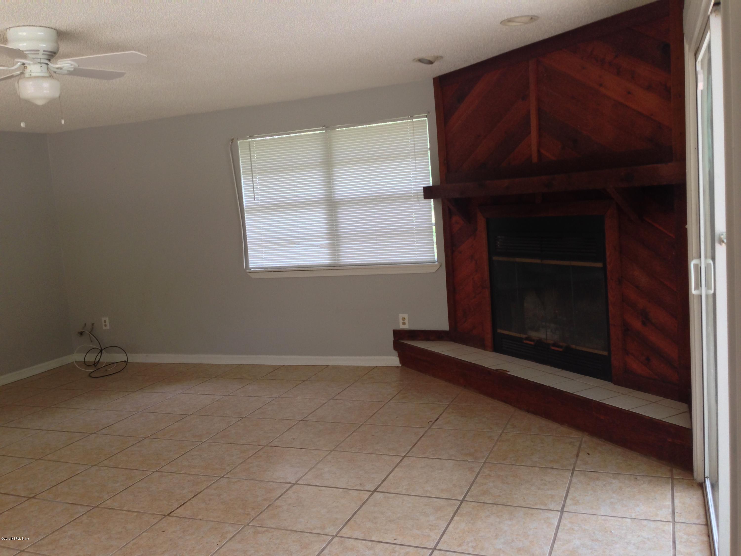 5841 Old Kings Road Jacksonville, FL 32254 - Photo 2 of 14 Fireplace