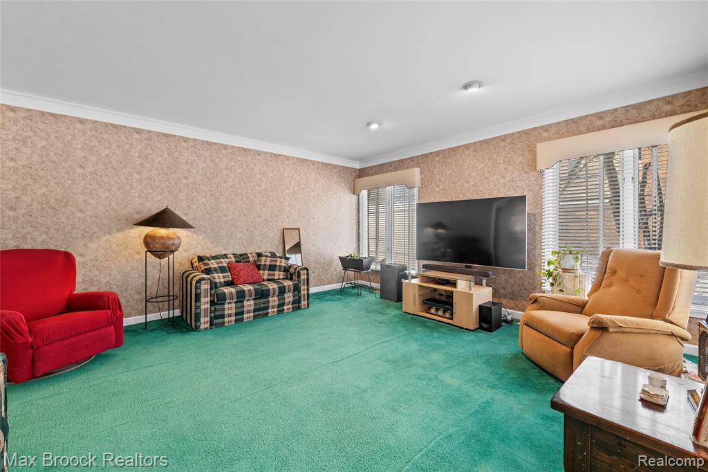 41450 Mission Lane Novi, MI 48167 - Photo 13 of 44