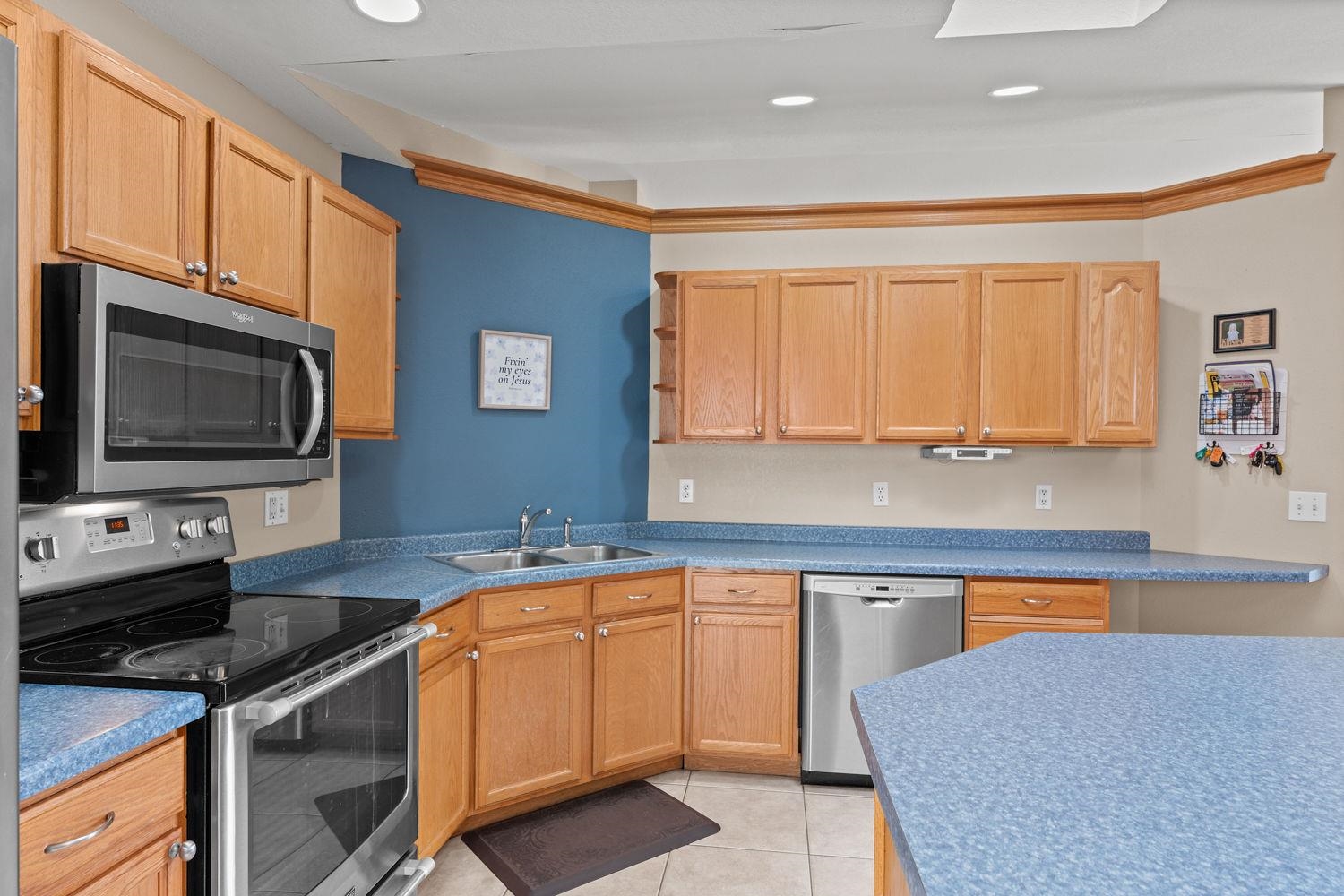 2366 Reinhardt Court Reedsburg, WI 53959 - Photo 17 of 50