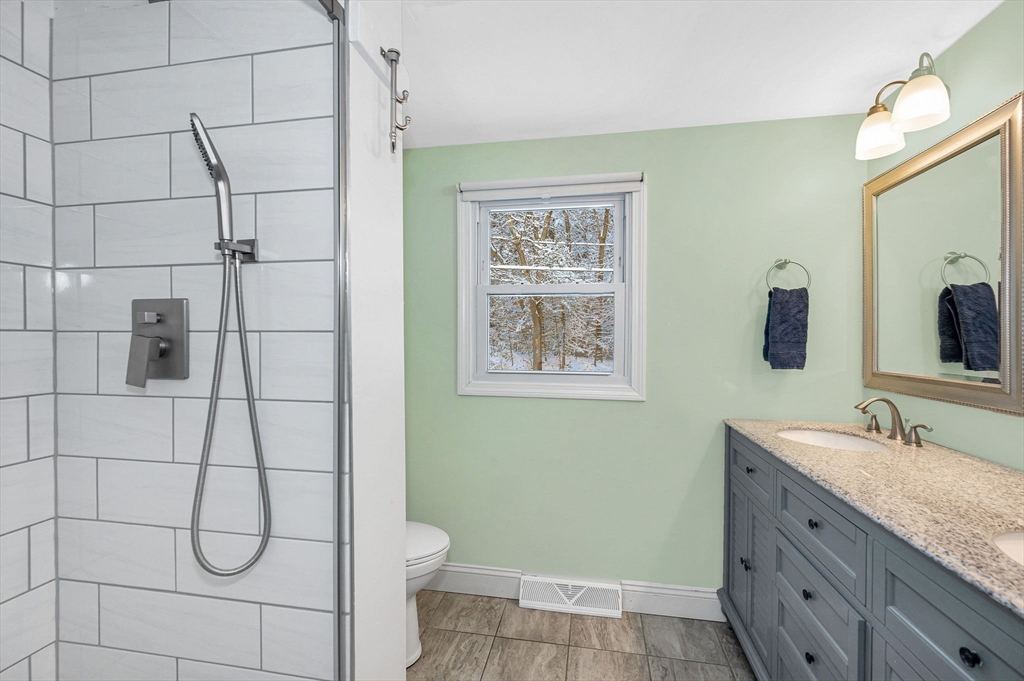 46 Patten Road Westford, MA 01886 - Photo 18 of 42