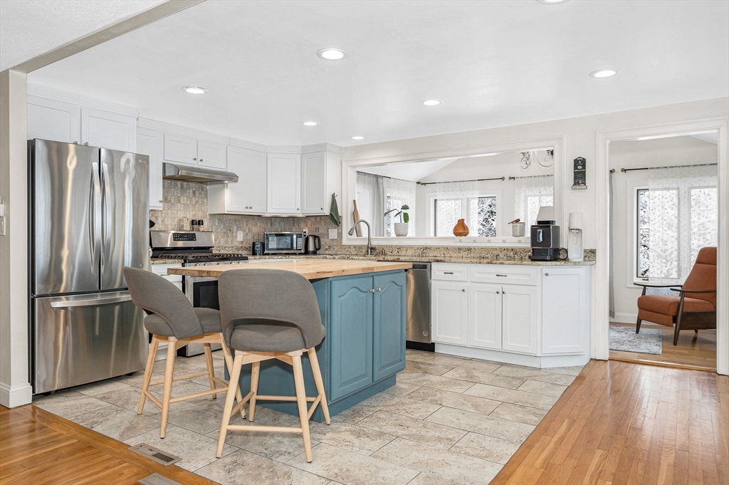 46 Patten Road Westford, MA 01886 - Photo 6 of 42