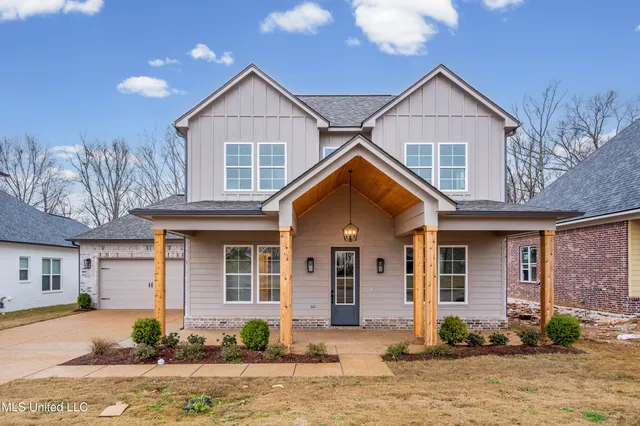 $409,000 | 2593 River Ouse Drive, Hernando, MS 38632