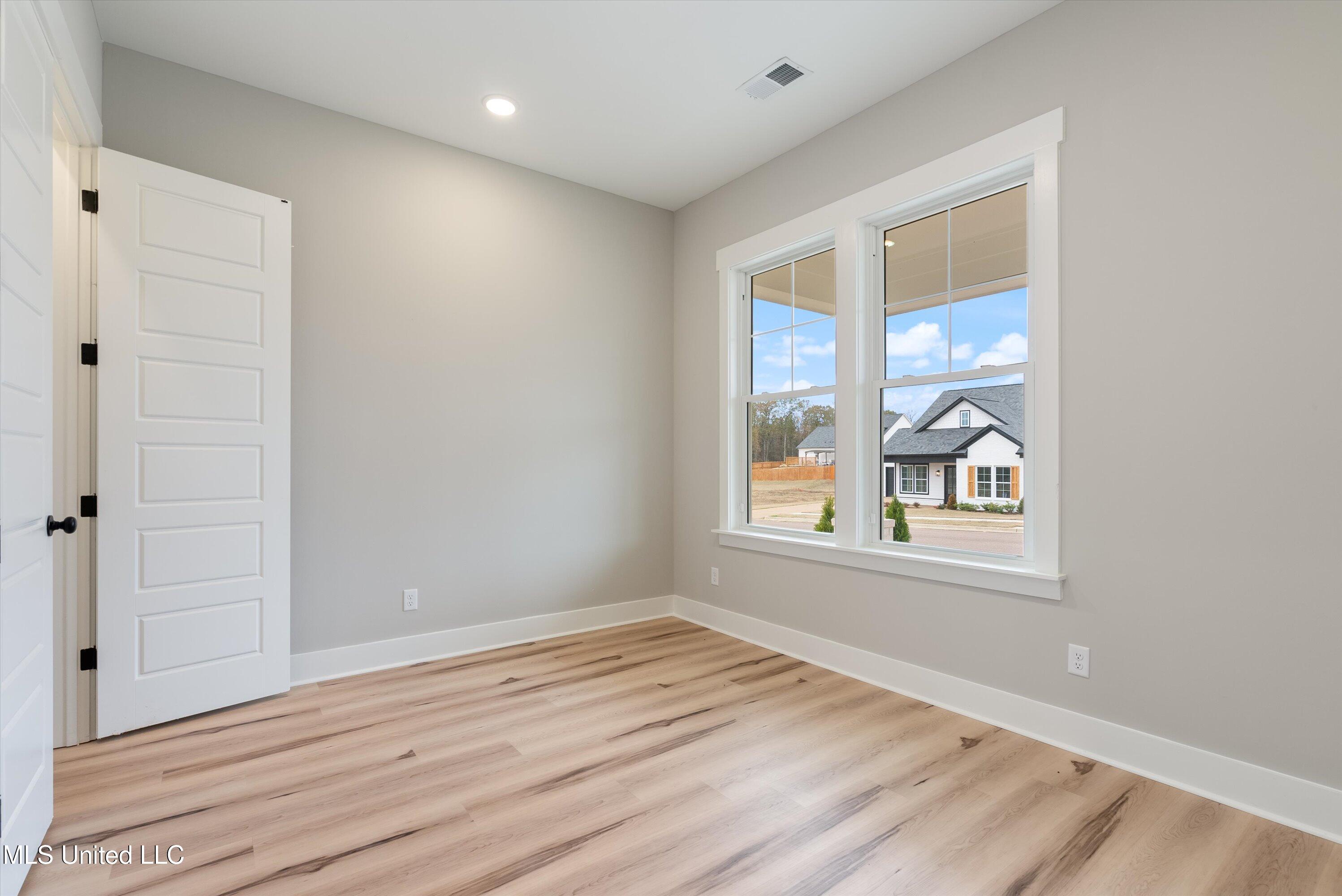 2593 River Ouse Drive Hernando, MS 38632 - Photo 14 of 25 17-Bedroom 1
