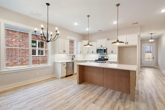 $409,000 | 2593 River Ouse Drive, Hernando, MS 38632